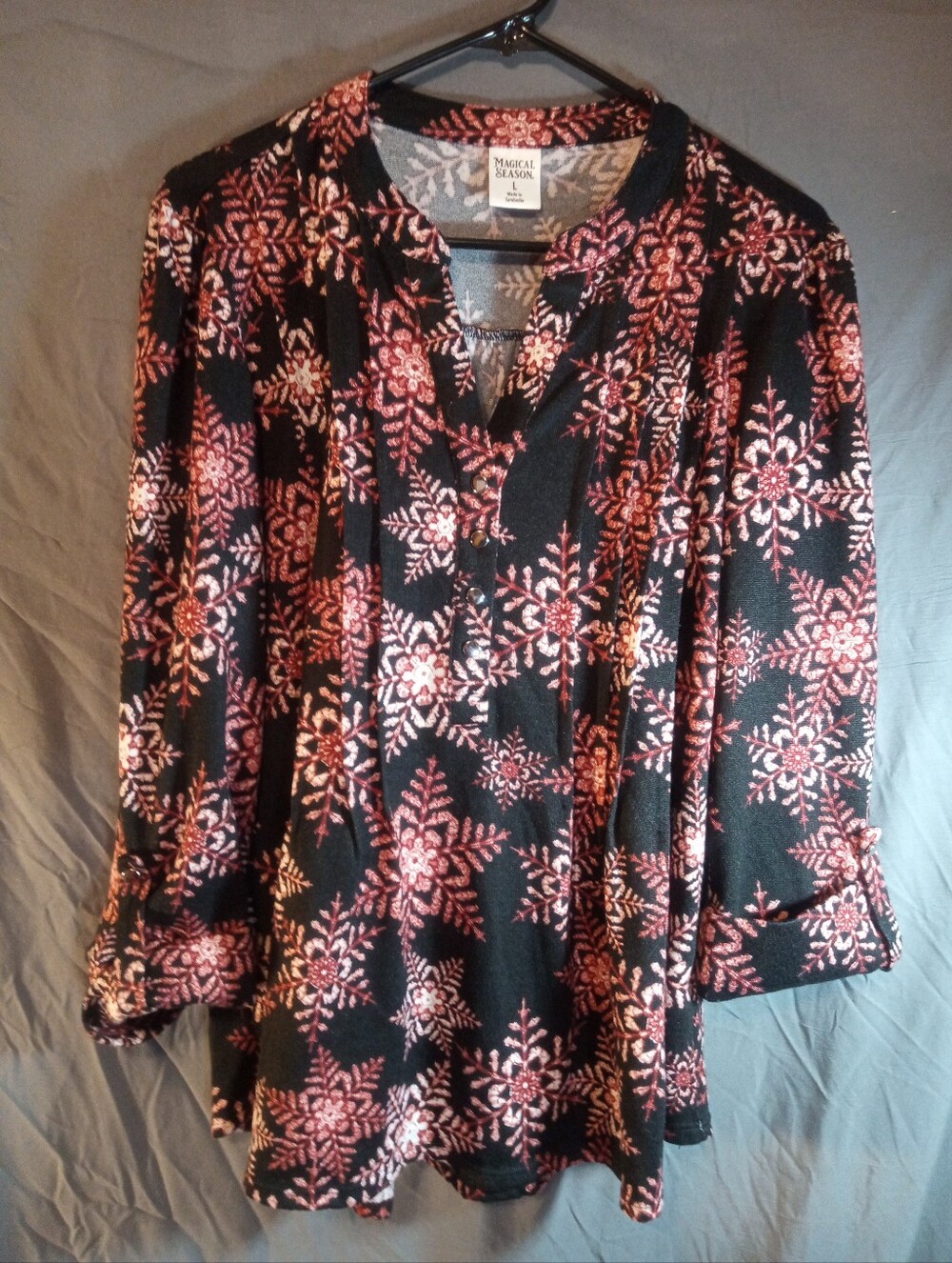 Magical Season Snow Flake -Print Winter Women's Blouse
